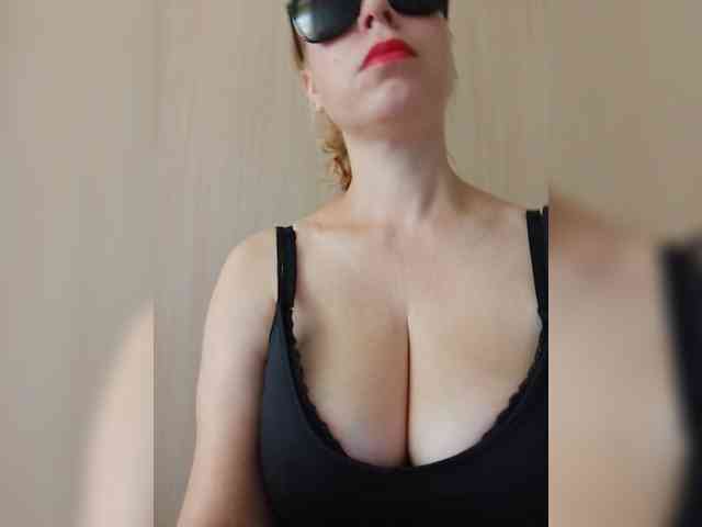 Dashulya666 webcam