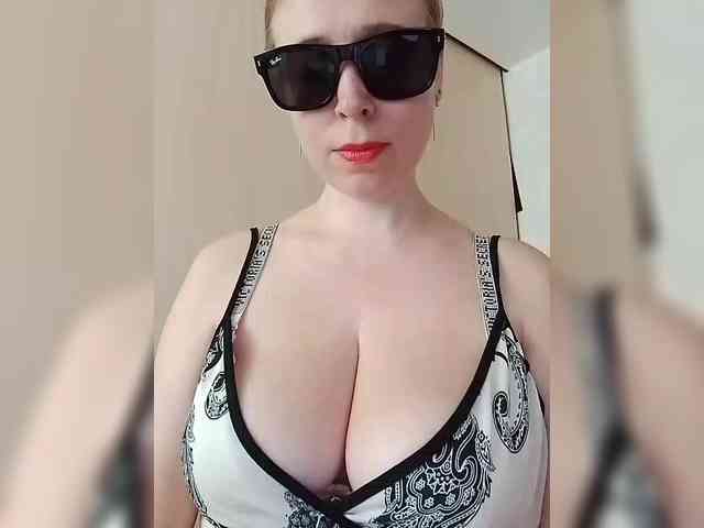 Dashulya666 webcam