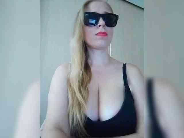 Dashulya666 webcam