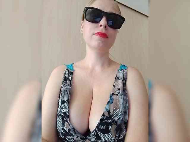 Dashulya666 webcam