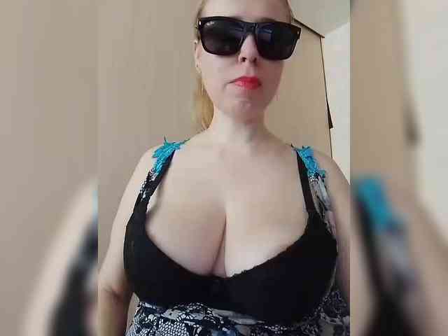 Dashulya666 webcam