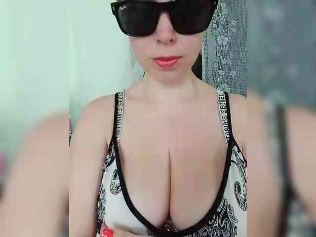 Dashulya666 webcam