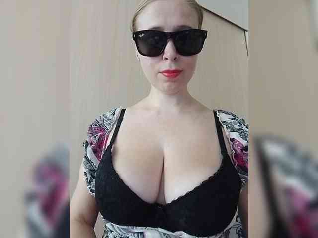 Dashulya666 webcam
