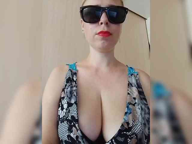 Dashulya666 webcam