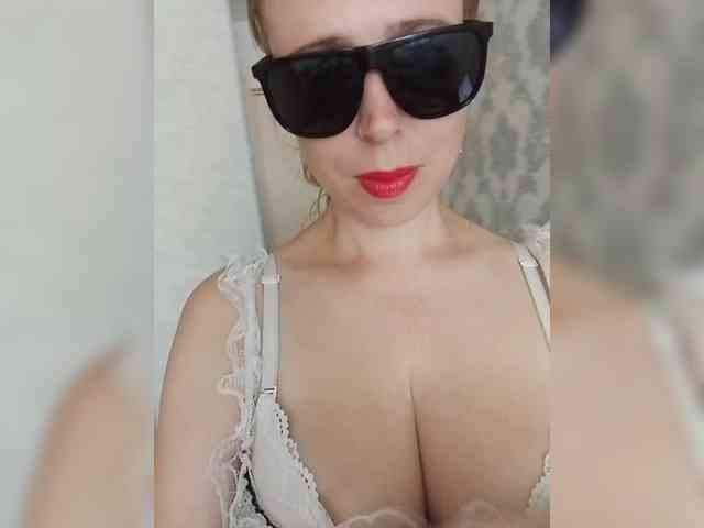 Dashulya666 webcam