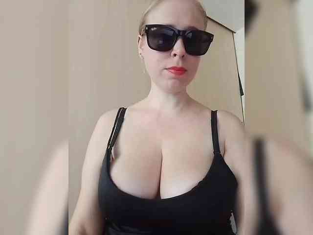 Dashulya666 webcam