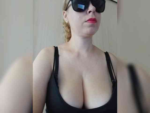 Dashulya666 webcam