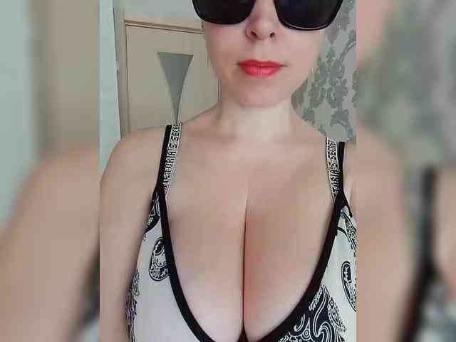 Dashulya666 webcam