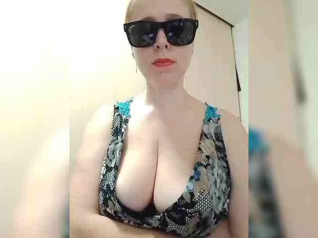 Dashulya666 webcam