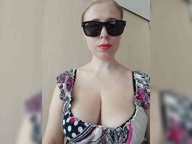 Dashulya666 webcam