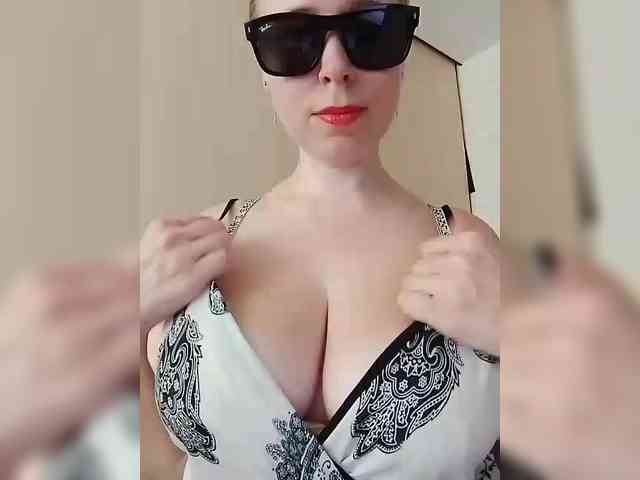 Dashulya666 webcam