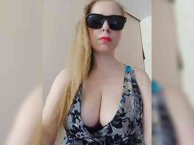 Dashulya666 webcam