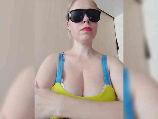 Dashulya666 webcam