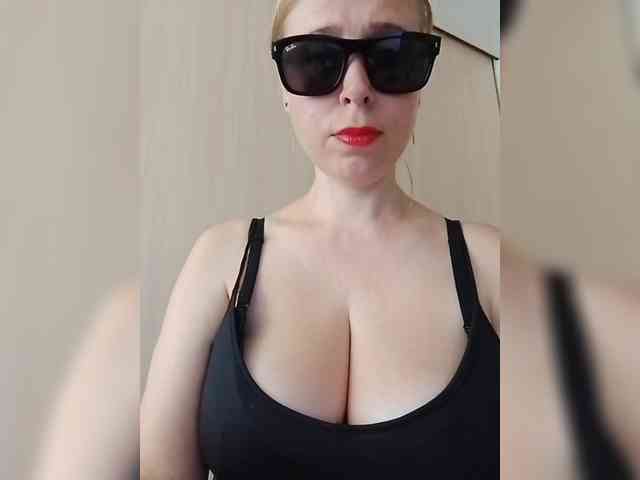 Dashulya666 webcam
