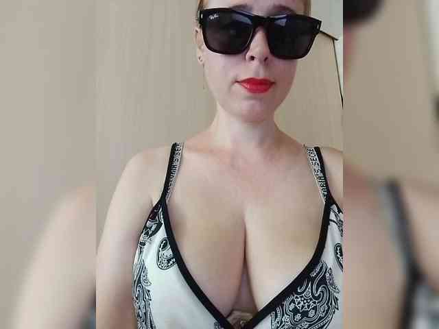 Dashulya666 webcam