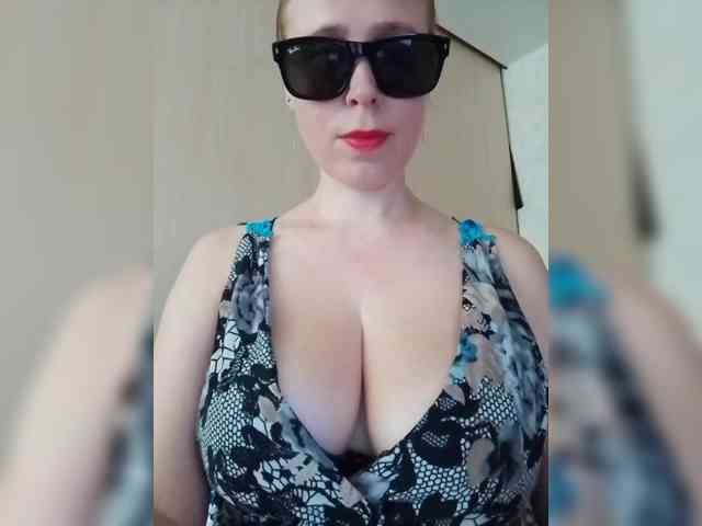 Dashulya666 webcam