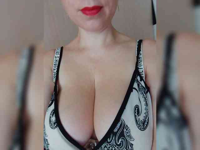 Dashulya666 webcam
