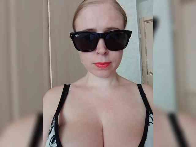 Dashulya666 webcam