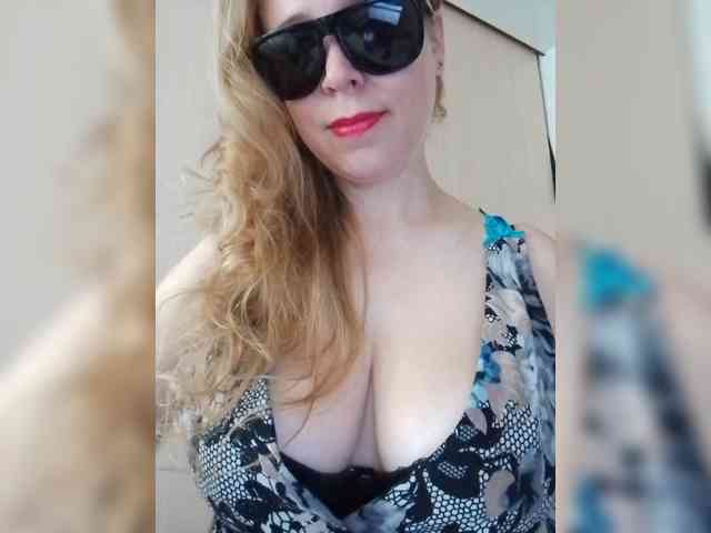 DashaKisa951 Live Webcam on BongaCams