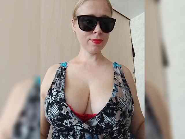 Dashulya666 webcam