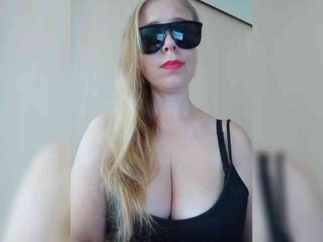 Dashulya666 webcam