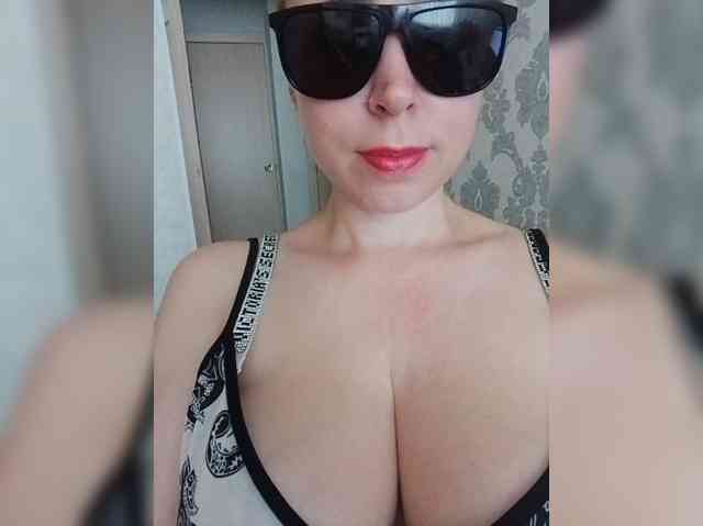 Dashulya666 webcam