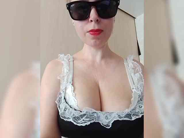 Dashulya666 webcam