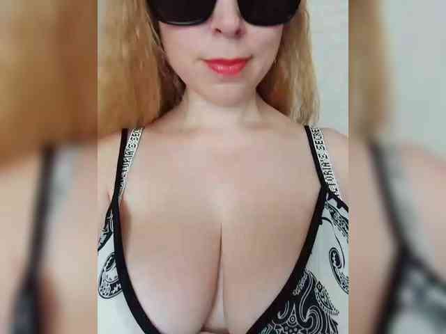 Dashulya666 webcam