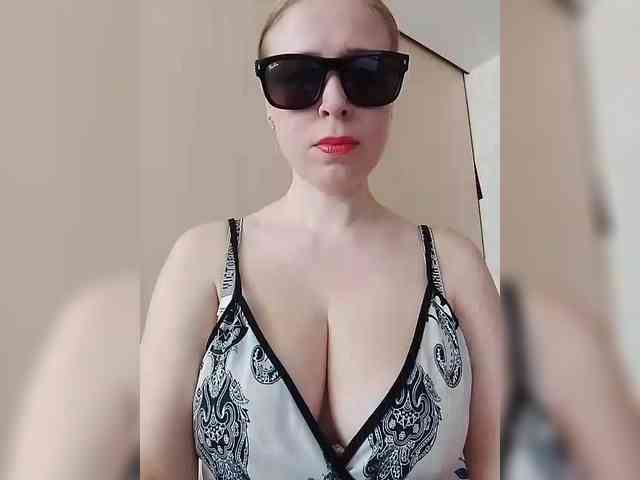 Dashulya666 webcam