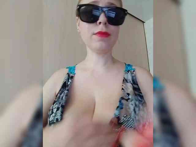 Dashulya666 webcam