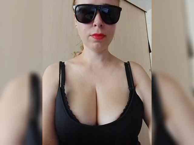 Dashulya666 webcam