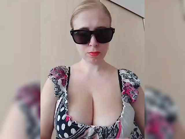 Dashulya666 webcam
