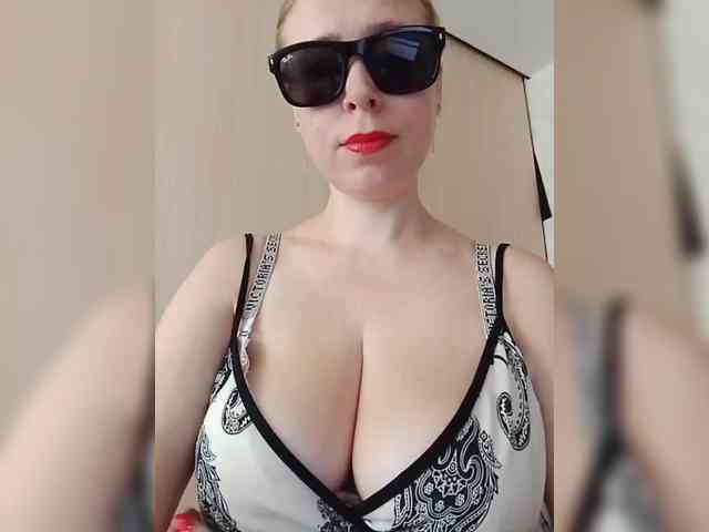 Dashulya666 webcam