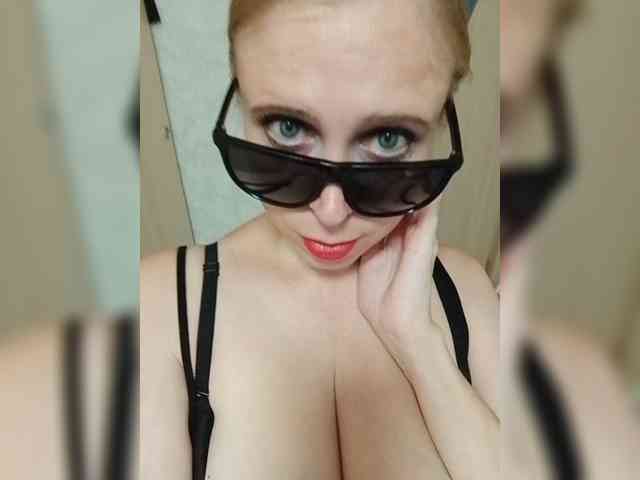 Dashulya666 webcam
