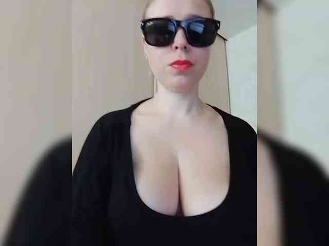 Dashulya666 webcam