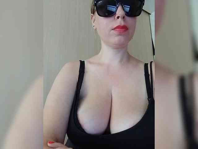 Dashulya666 webcam
