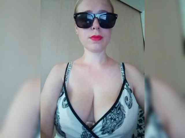 Dashulya666 webcam