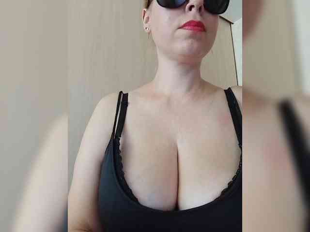 Dashulya666 webcam