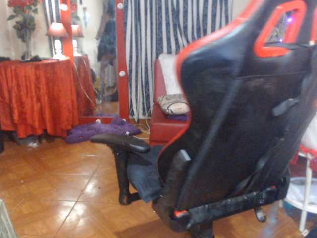 ShanonTITS live cam on BongaCams