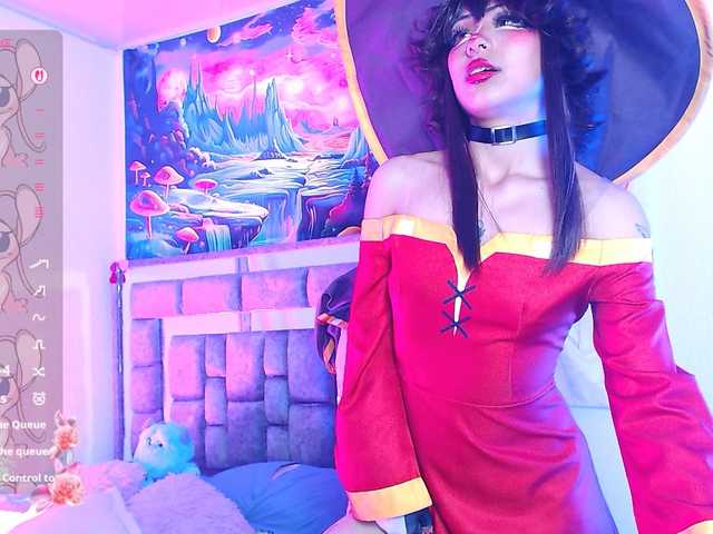 Sweetred11 live cam on UnifiedCams