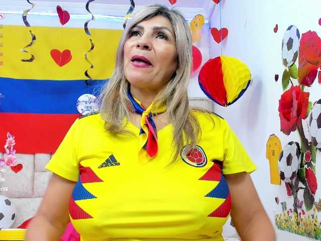 Celeste-Linco live cam on BongaCams