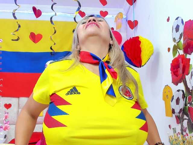 Celeste-Linco live cam on BongaCams
