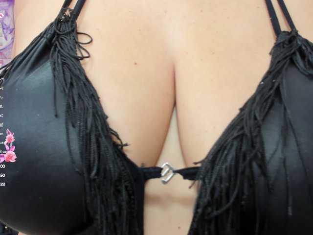 Celeste-Linco, live now on BongaCams