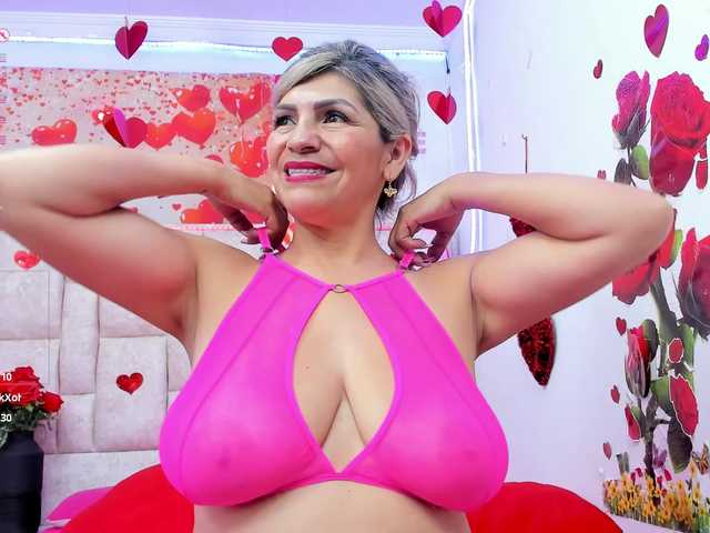 Celeste-Linco live cam on BongaCams