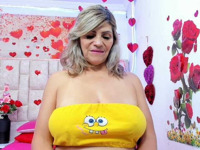 Celeste-Linco live cam on BongaCams