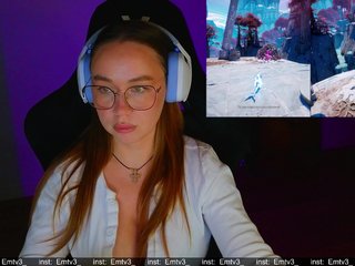 Emili1- Porn Show