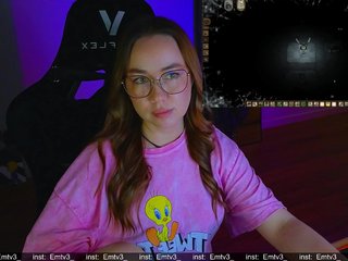 Emili1- Porn Show