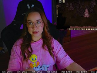 Emili1- Porn Show