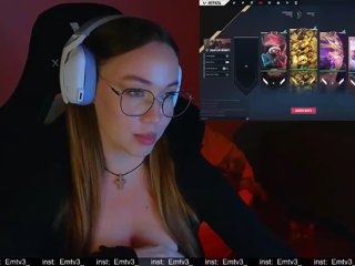 Emili1- Porn Show