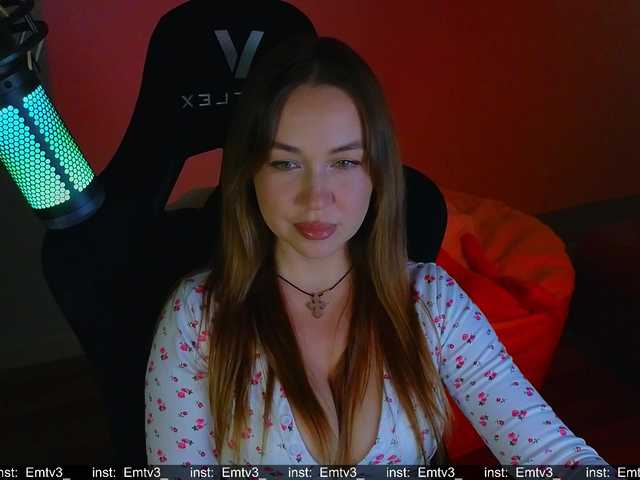 Emili1- live cam on BongaCams